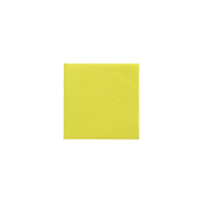 Yksi kirkkaan keltainen neliö, joka muistuttaa paperiarkkia, on keskitetty valkoiselle taustalle ja tarjoaa odottamattoman, mutta viehättävän kontrastin, joka täydentää jokaista kestävää pöytäkoristelua. Tämä elävä ilme saavutetaan PAPSTAR lautasliinoilla 1/4-taitos (24 cm x 24 cm) "DAILY Collection" -kokoelmasta PAPSTAR GmbH:ltä.