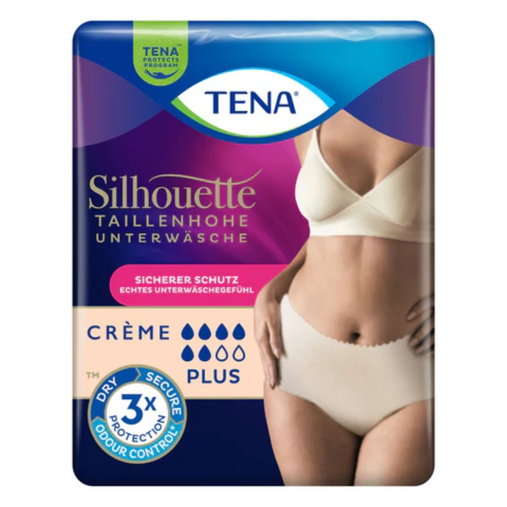 Pakkaus TENA Silhouette Plus Creme Inkontinenssiliivejä TENA - Essity Germany GmbH:ltä, kuvassa nainen esittelemässä tuotetta. Pakkaus tarjoaa varmaa suojaa, kolminkertaisen hajukontrollin ja Plus-imukykyä virtsankarkailuun.