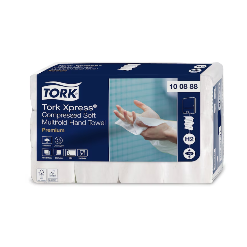 Pakkaus Tork Xpress® Puristettuja Pehmeitä Monikerroksisia Käsipyyhkeitä Premium H2 2-kerroksinen, merkitty Premiumiksi, TORK – Essity Professional Hygiene Germany GmbH. Pakkaus näyttää kuvan kädestä, joka pitää käsipyyhettä, ja korostaa tuotteen ominaisuuksia, kuten hygieniaa, imukykyä ja yksittäislehtien annostelua sinivalkoisessa suunnittelussa.