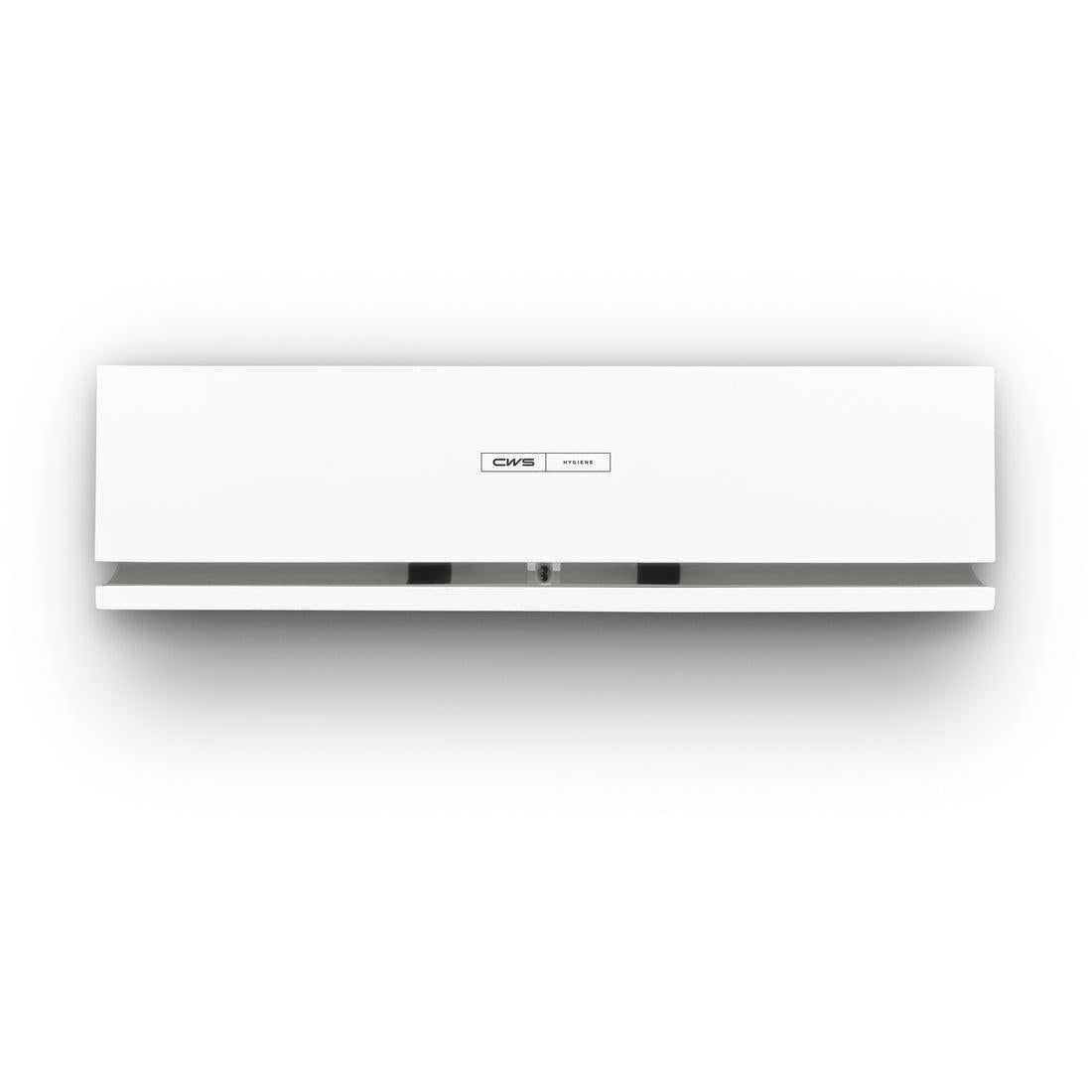 CWS:n Air Bar -hajustimen etupaneeli on yksinkertainen, valkoinen, suorakulmainen seinäpaneeli, jossa on keskellä pieni CWS-logo ja näkyvä ilmanpoistoaukko alaosassa, mikä heijastaa modernia muotoilua.