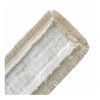 Lähikuva Arcora Flachpressmopp Spezial Box Mopp Fpm-Erh Mit Deckblatt von Arcora International GmbH:sta, beige ja valkoinen, rakenteelliset reunat ja pehmeä, imukykyinen pinta. Kestävät materiaalit, ihanteellinen ammattimaiseen siivoukseen. Yksivärinen valkoinen tausta. Pakkaus sisältää 100 kappaletta.