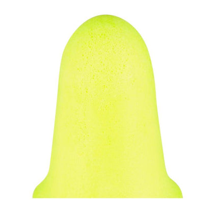 Lähikuva keltaisesta 3M™ E-A-Rsoft™ FX™ -korvatulpasta (SNR-arvo 37 dB, pehmeä polyuretaanivaahto) 3M Deutschland GmbH:lta, esitettynä valkoisella taustalla. Ihanteellinen optimaaliseen kuulonsuojaukseen meluisissa ympäristöissä. Pakkaus: 5 paria.