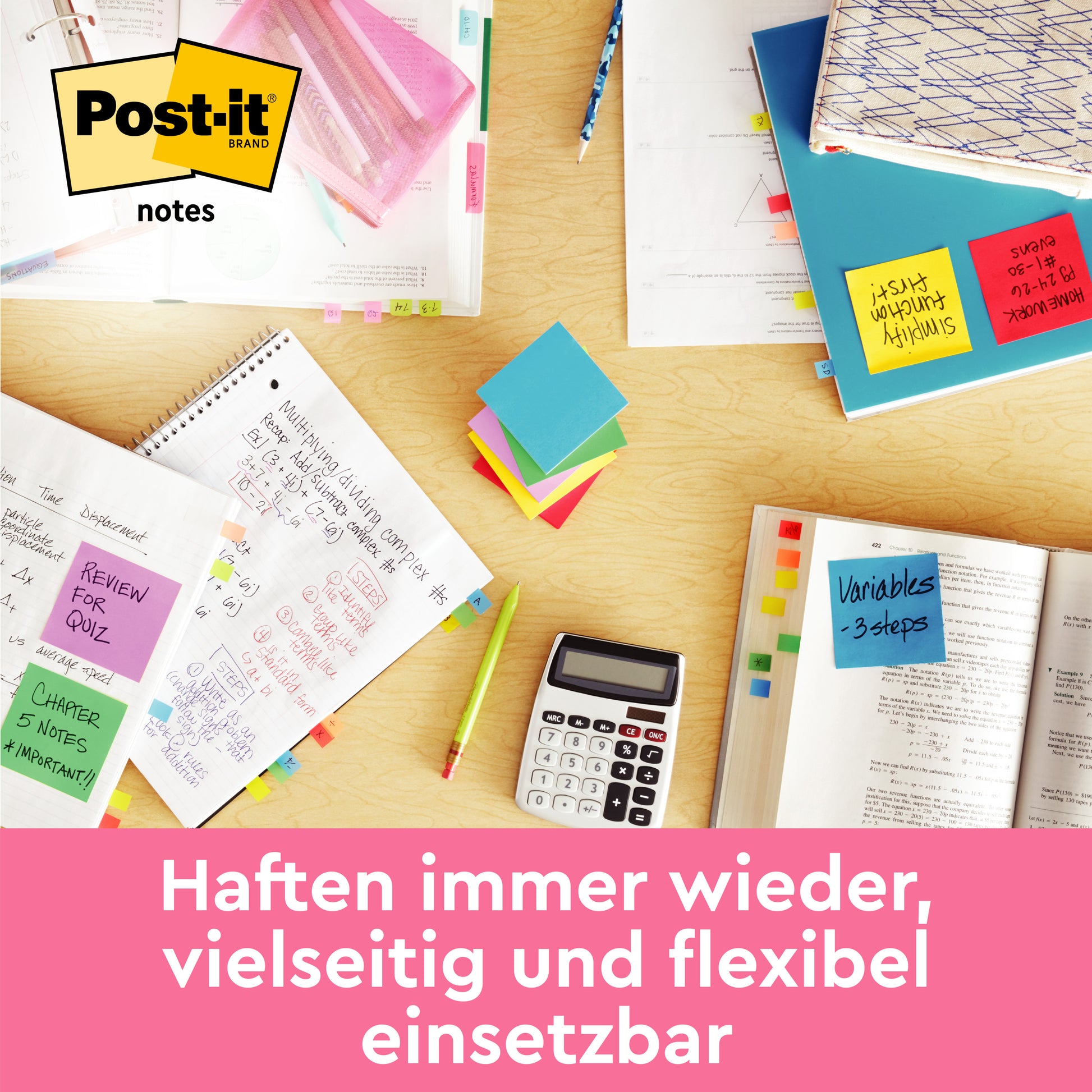 Ein Schreibtisch mit aufgeschlagenen Notizbüchern, losen Papieren, einem Taschenrechner und bunten Post-it® Notes Beachside Collection (38x51 mm, 100 Blatt/Block, 12 Blöcke/Packung) von 3M Deutschland GmbH. "Haften immer wieder, vielseitig und flexibel einsetzbar.