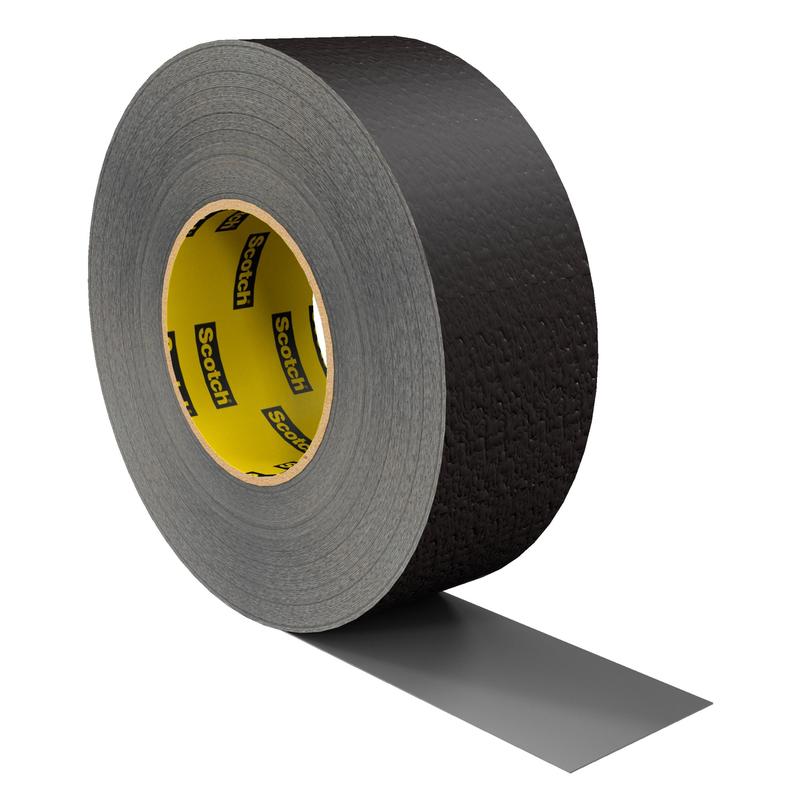 Yksi rulla mustaa Scotch® Extremium™ Ultra High Performance -teippiä DT17 (10 m x 24 mm) 3M Deutschland GmbH:ltä on osittain rullattu auki, ja sisempi ydin kantaa Scotch-brändin nimeä keltaisella ja mustalla.