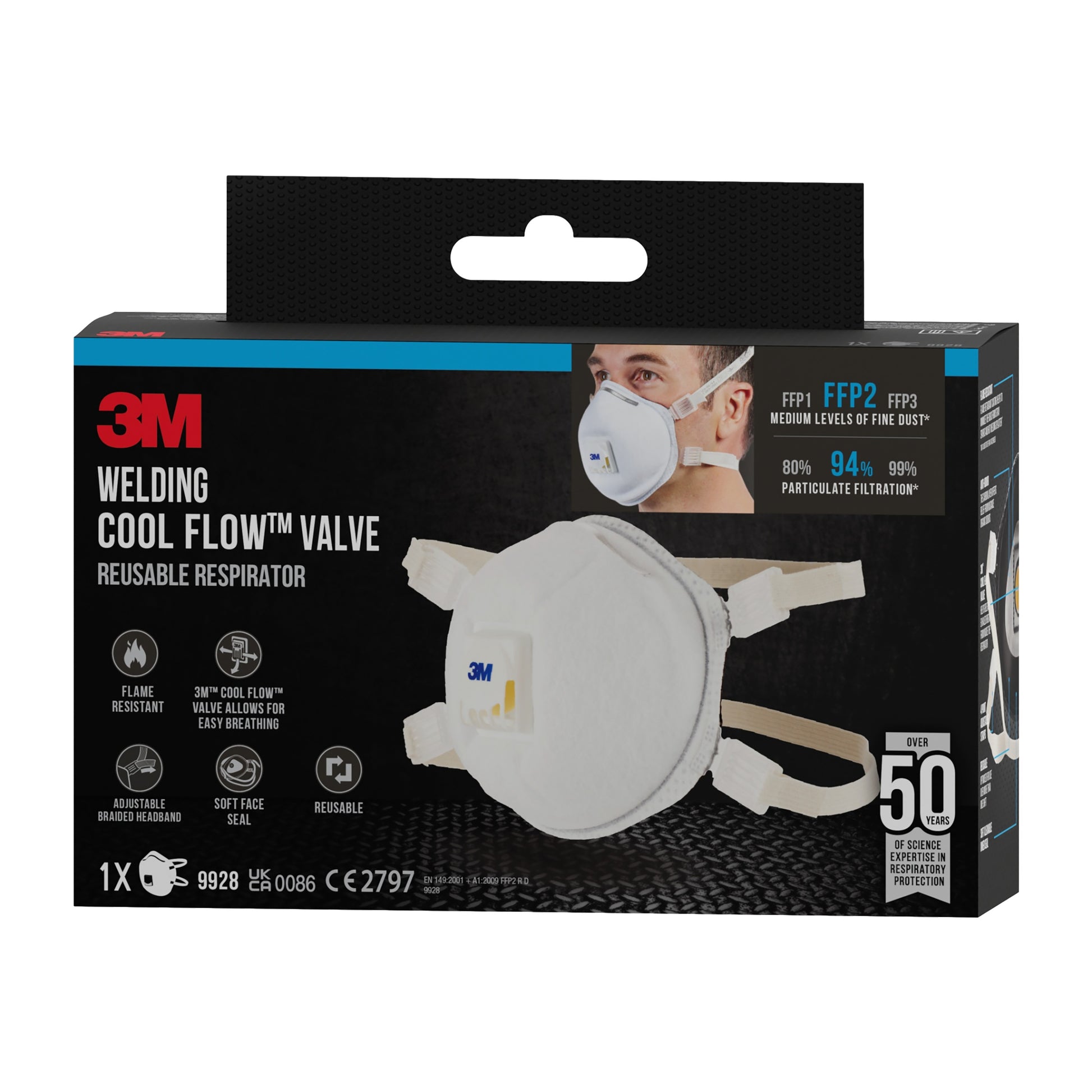 Eine Schachtel 3M™ Cool Flow™ Partikelmaske 9928 für Schweißarbeiten, mit Ventil von 3M Deutschland GmbH; wiederverwendbar, flammhemmend und für über 50 Einsätze geeignet. Verpackung zeigt eine Person mit Maske.