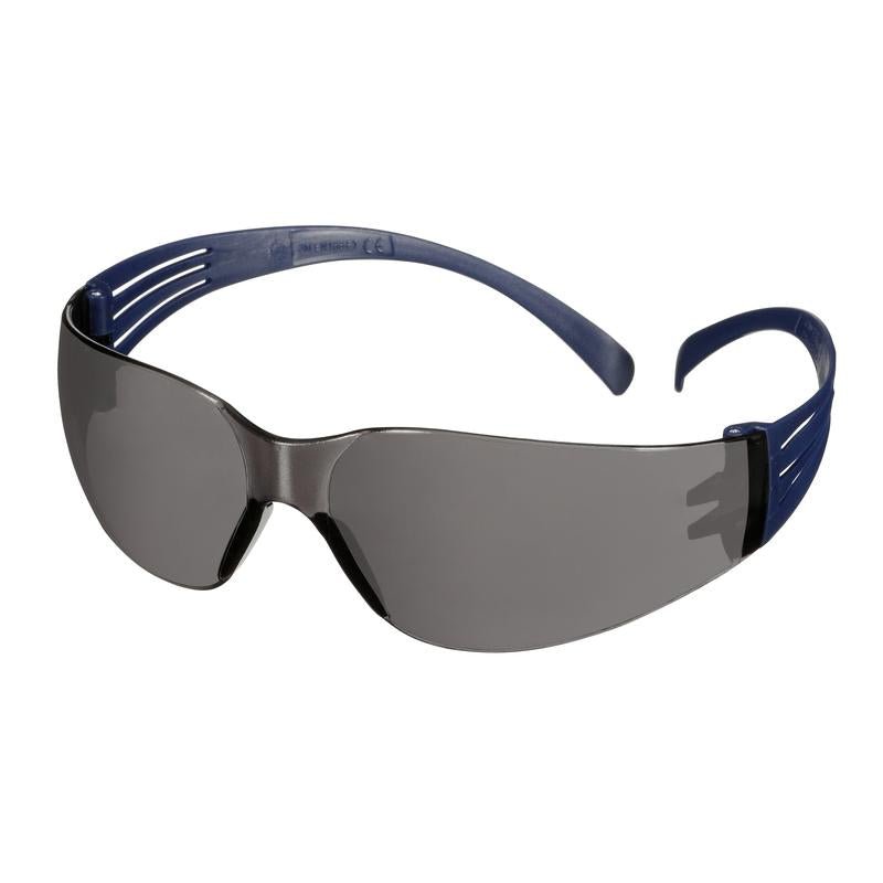 3M™ SecureFit™ 100 -suojalasit, siniset sangat, naarmuuntumaton/sumua estävä pinnoite, harmaa linssi, SF102AF-BLU-EU, 20 per pakkaus | Pakkaus (1 kpl)